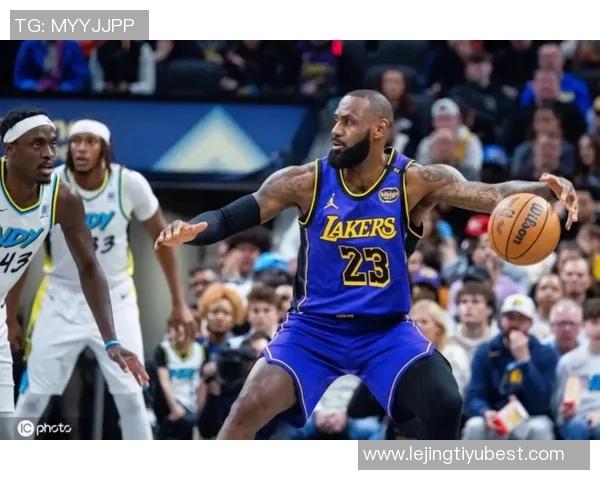 布莱斯前场篮板补篮詹姆斯兴奋转发赛场瞬间赞叹6号表现出色