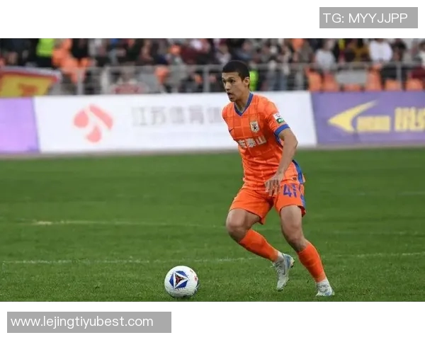 U22国足选拔进入关键阶段依木兰落选几率增大引发关注 U22国足选拔进入关键阶段依木兰落选几率增大引发关注