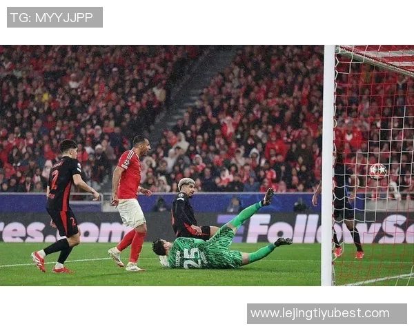 利物浦挑战法兰克福防线脆弱客场争胜机会大