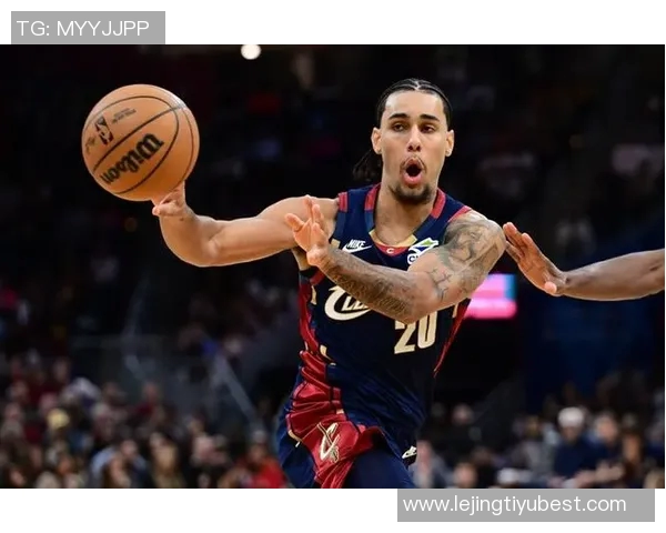 泰森豪取23分14篮板阿特金森赞其展现出应有的拼搏精神 泰森豪取23分14篮板阿特金森赞其展现出应有的拼搏精神