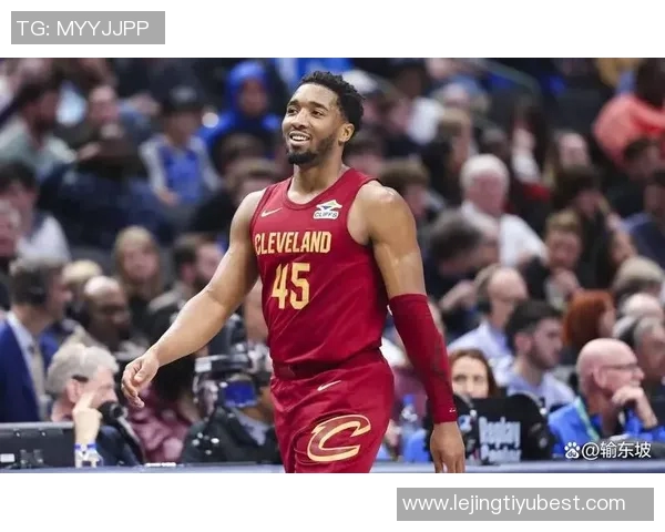 米切尔状态低迷半场仅得5分球队陷入困境需寻求突破